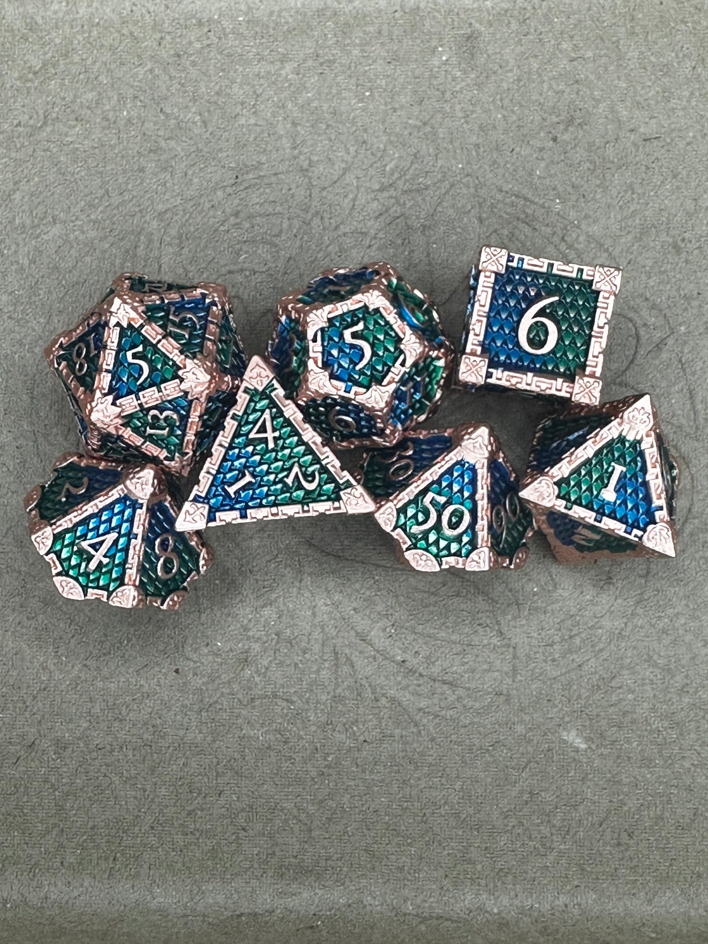 7pc blue green dragonscale metal dnd gaming dice set